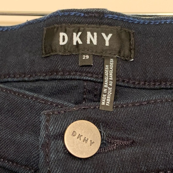 ♦️ NWT DKNY Donna Karen Dark Blue Denim Skinny Jeans Size 29 High Rise - Picture 8 of 8